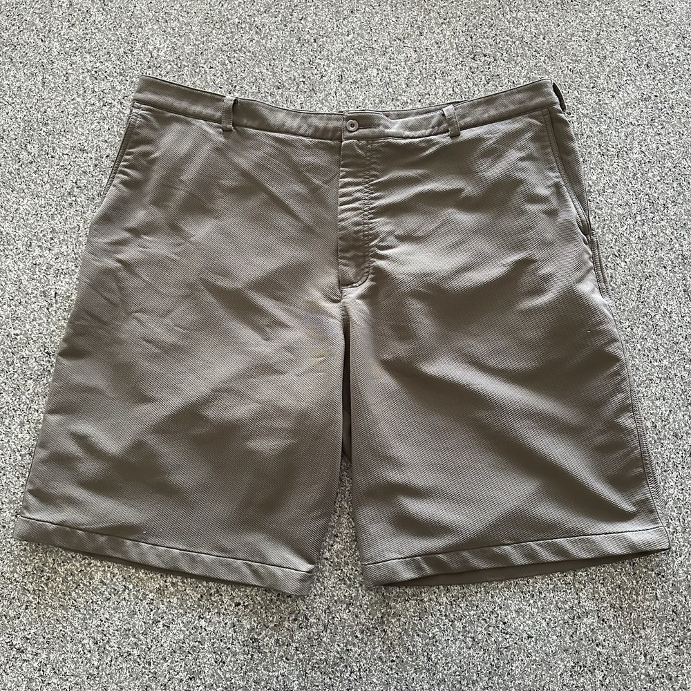 Nike Golf Shorts Men's 42 Dri Fit‎ Texture Brown Flat Front 10.5" 329479-242